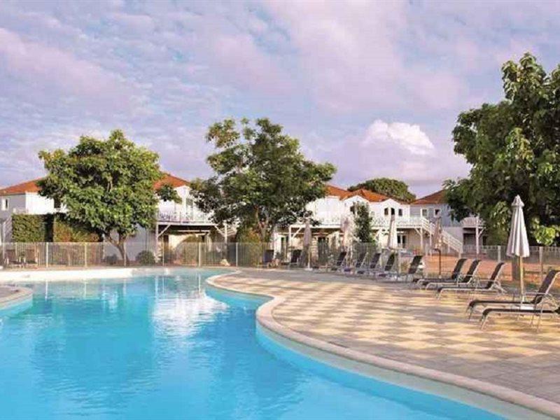 Park & Suites Village La Rochelle - Marans Marans  Buitenkant foto