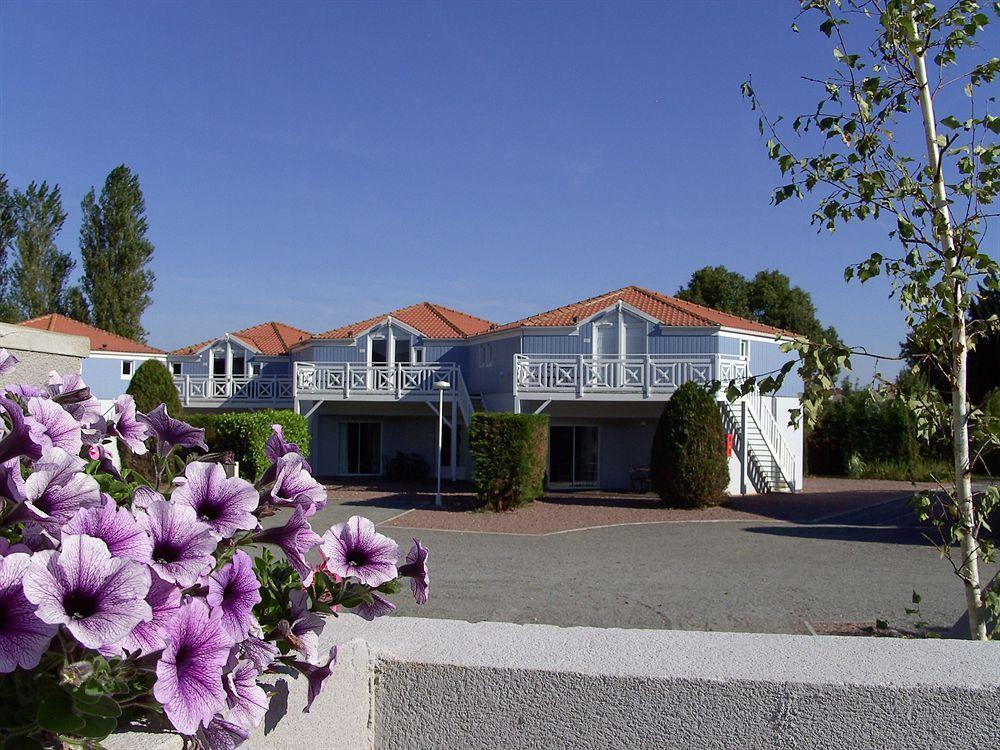 Park & Suites Village La Rochelle - Marans Marans  Buitenkant foto