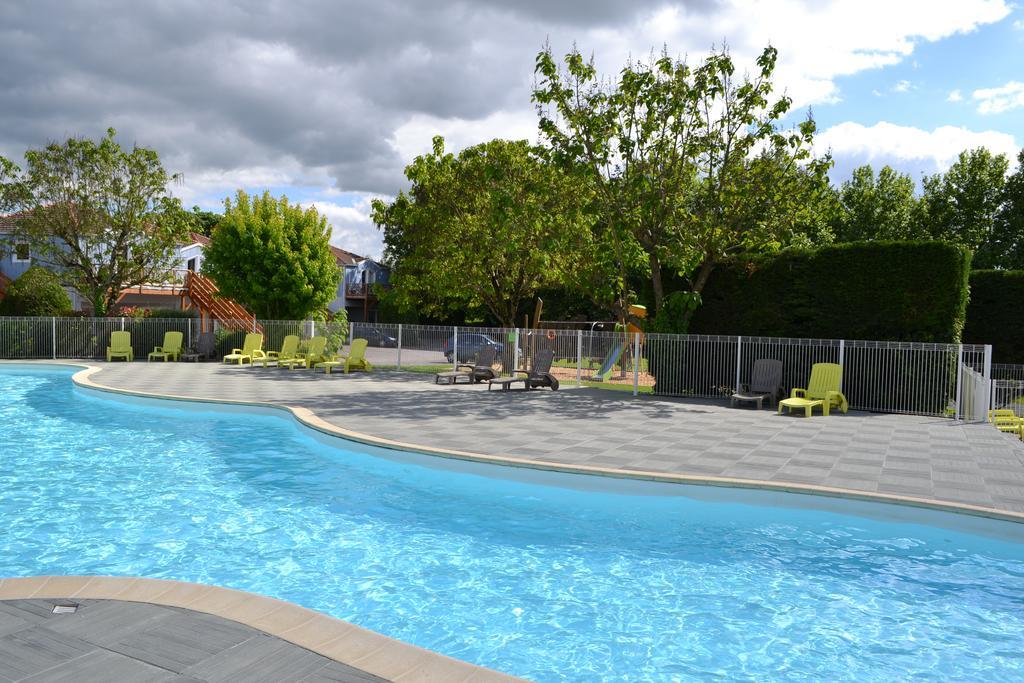 Park & Suites Village La Rochelle - Marans Marans  Buitenkant foto