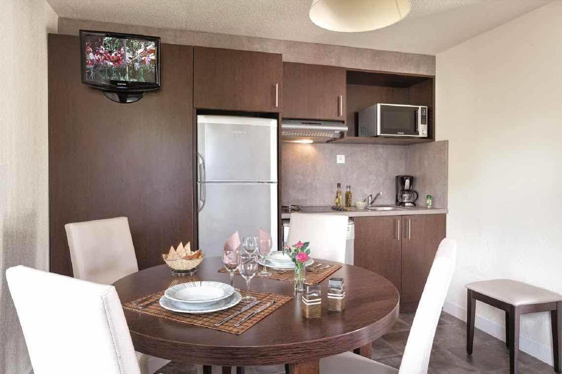 Park & Suites Village La Rochelle - Marans Marans  Buitenkant foto