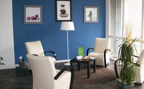 Park & Suites Village La Rochelle - Marans Marans  Buitenkant foto