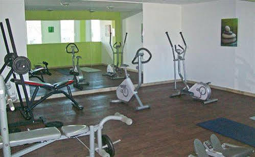 Park & Suites Village La Rochelle - Marans Marans  Buitenkant foto